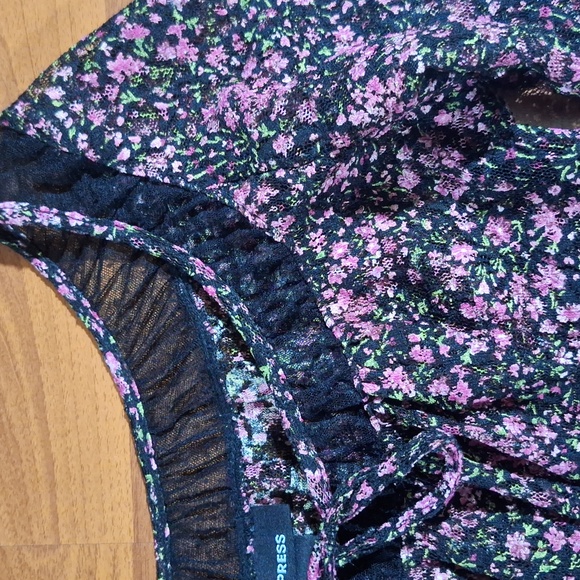 Express floral print top - Picture 2 of 7